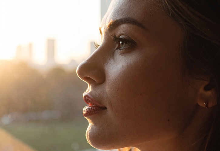 Morning light for hormones